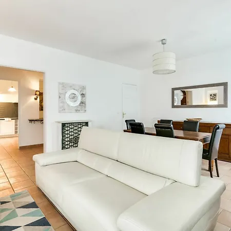 Apartment Lou Biou 4 *